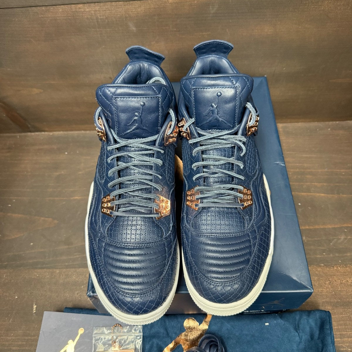 Jordan 4 Retro Obsidian - Image 2