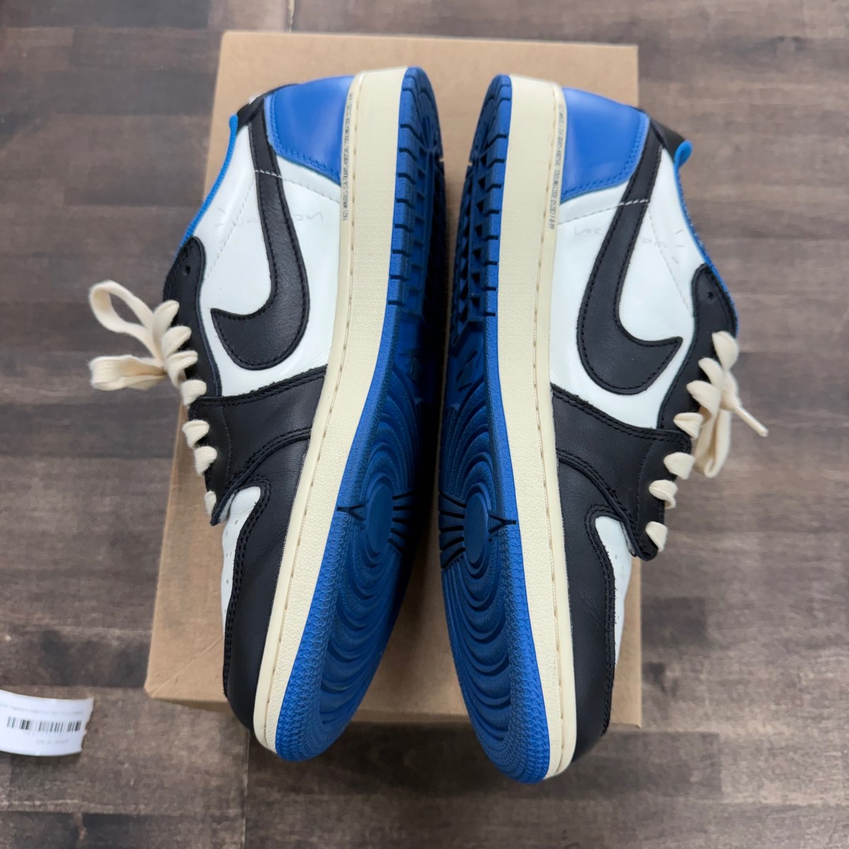 Jordan 1 Retro Low OG SP Fragment x Travis Scott Size 11 (Pre-Owned) - Image 2