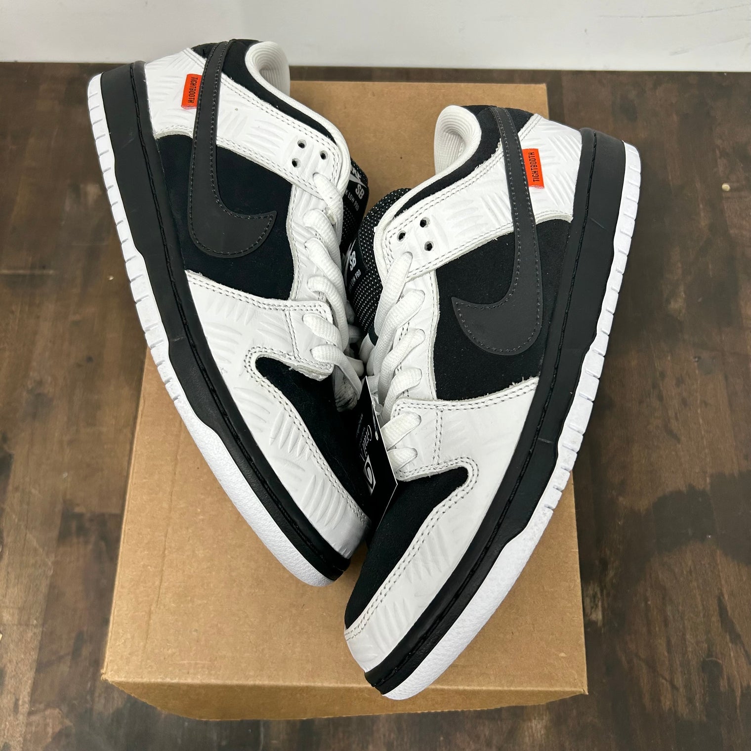 Tightbooth SB Dunk Low (USED, No Box)