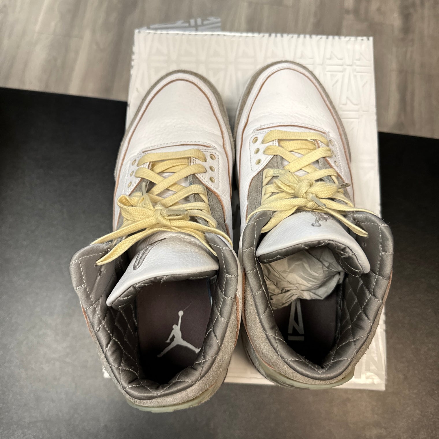Jordan 3 Retro SP A Ma Maniere (USED)