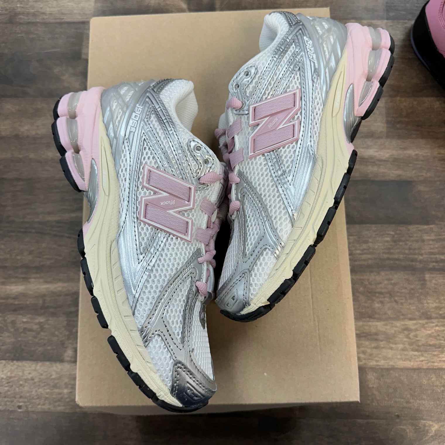New Balance 1906R White Silver Pink (Lightly Worn)