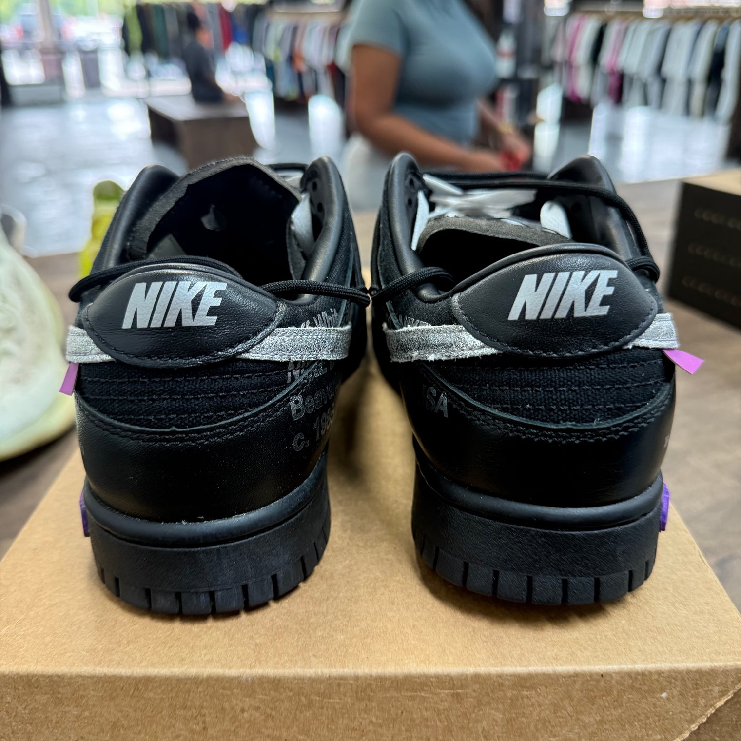 Lot 50 of 50 Off-White Dunk low (USED, No Box)