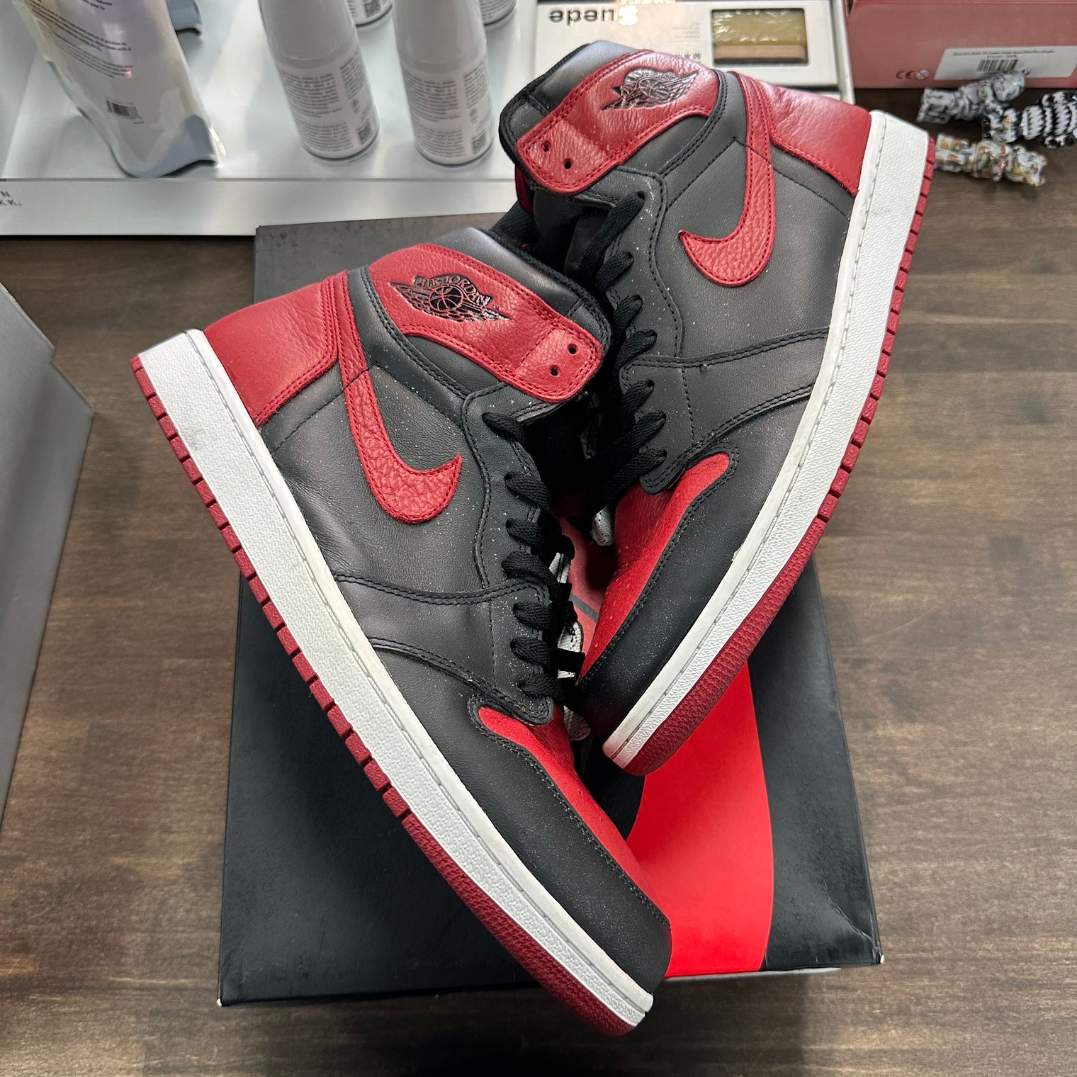 Banned Bred Jordan 1 High (USED)