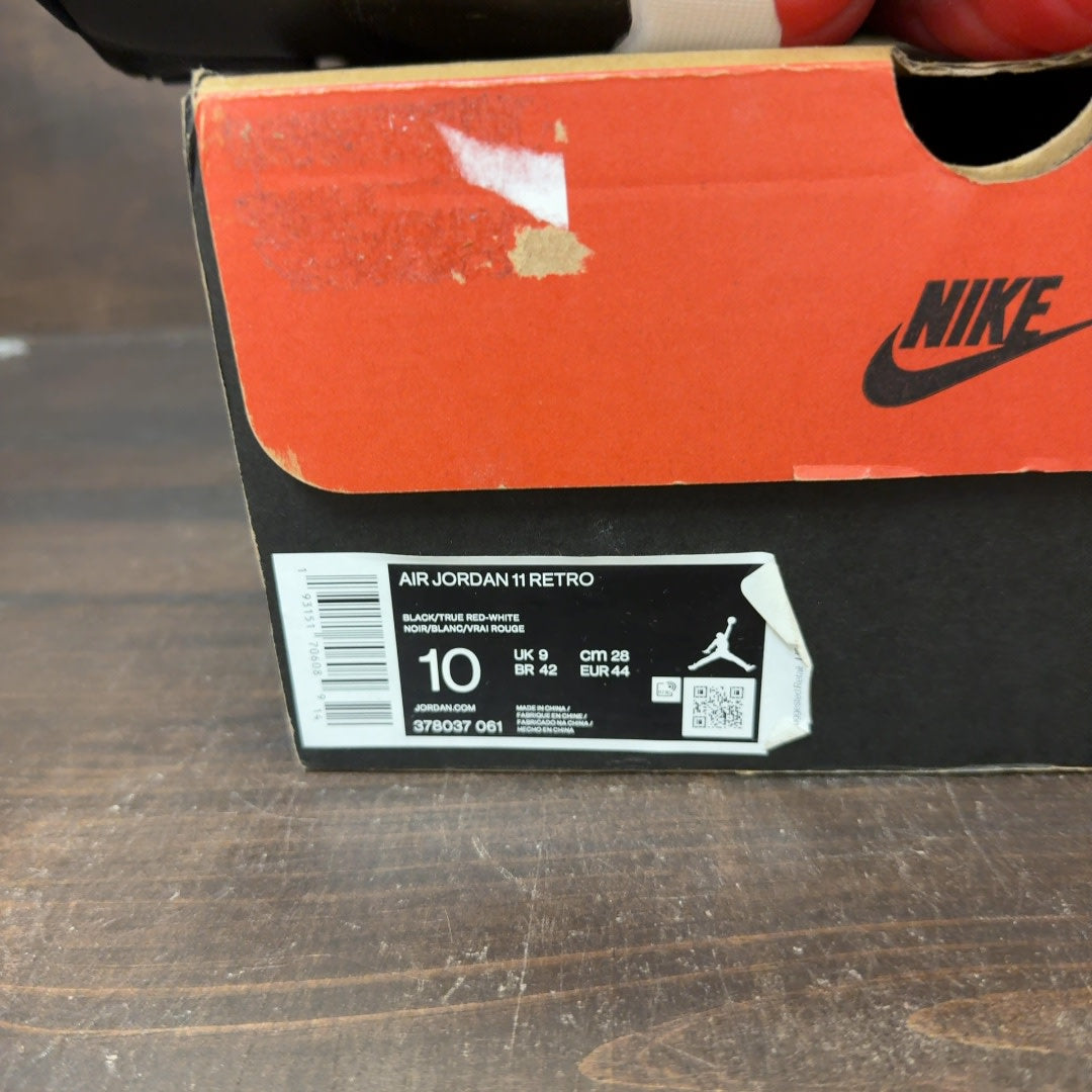 Jordan 11 Retro Playoffs Bred (2019) Size 10 (Pre-Owned)