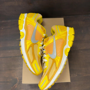 Nike Zoom Vomero 5 Yellow Ochre Size 12 (Pre-Owned) - Image 2