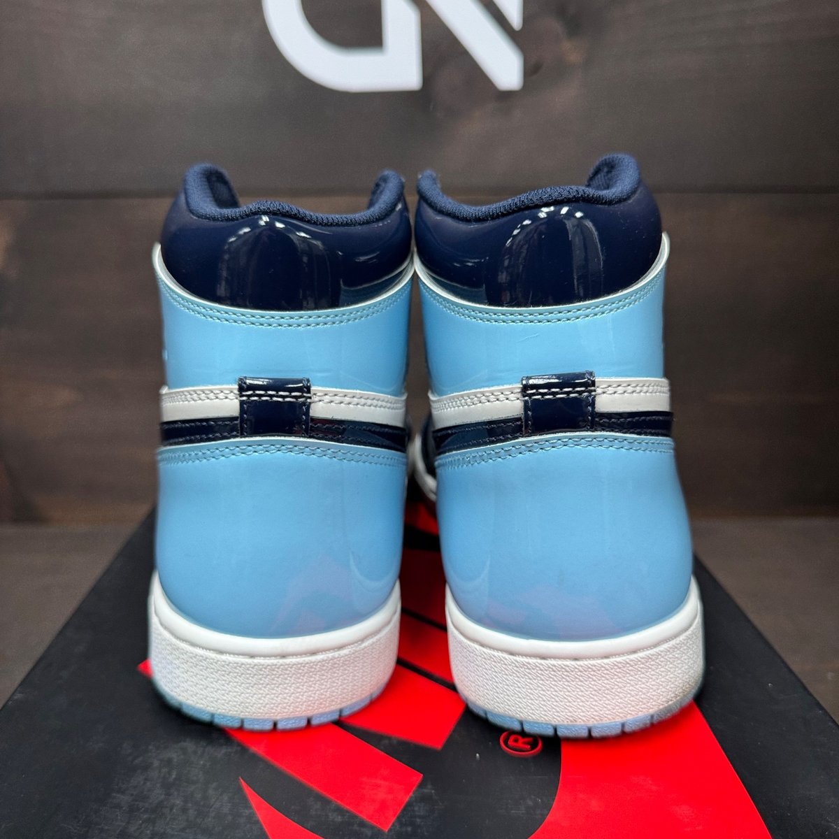 Jordan 1 Retro High UNC Patent (Women's) Size 11W (Pre-Owned) - sole