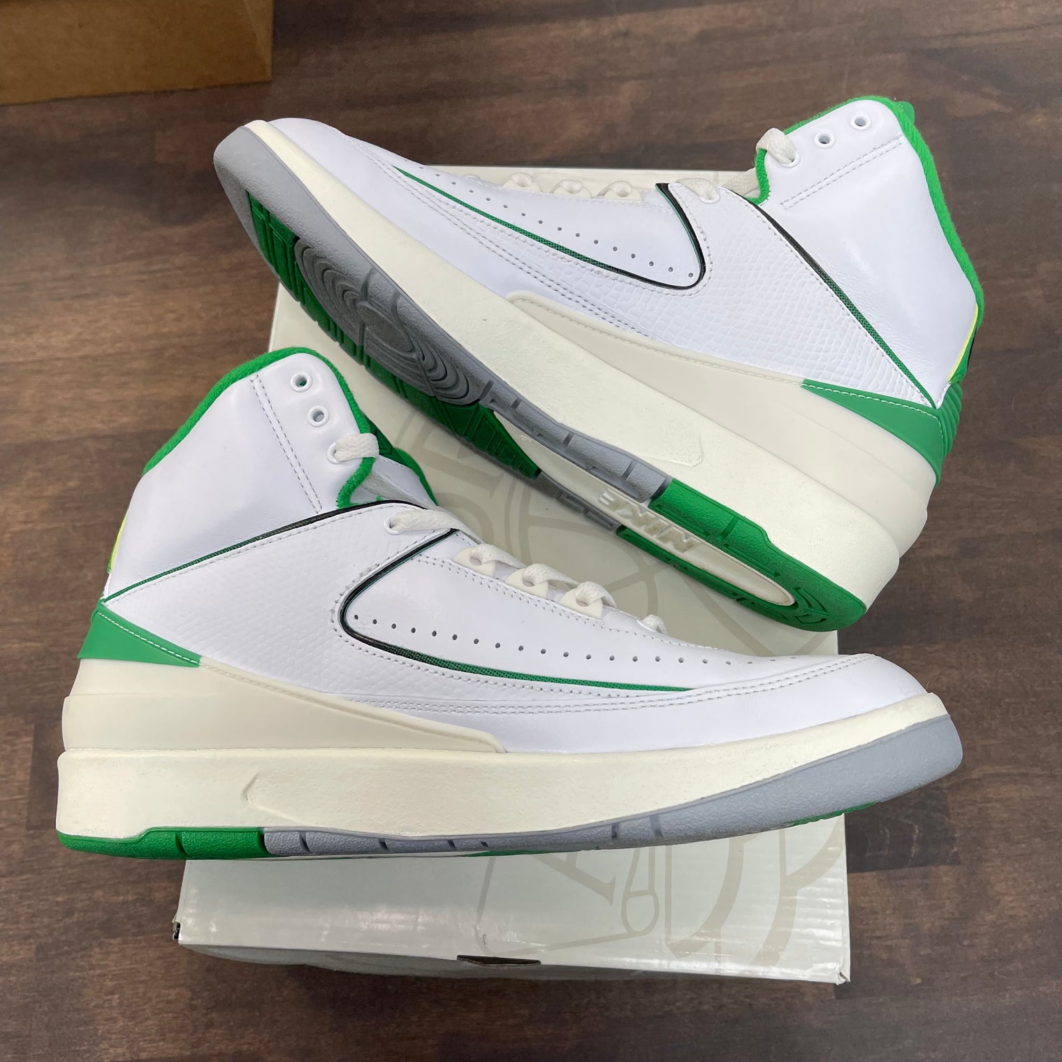 Lucky Green Jordan 2 (USED)