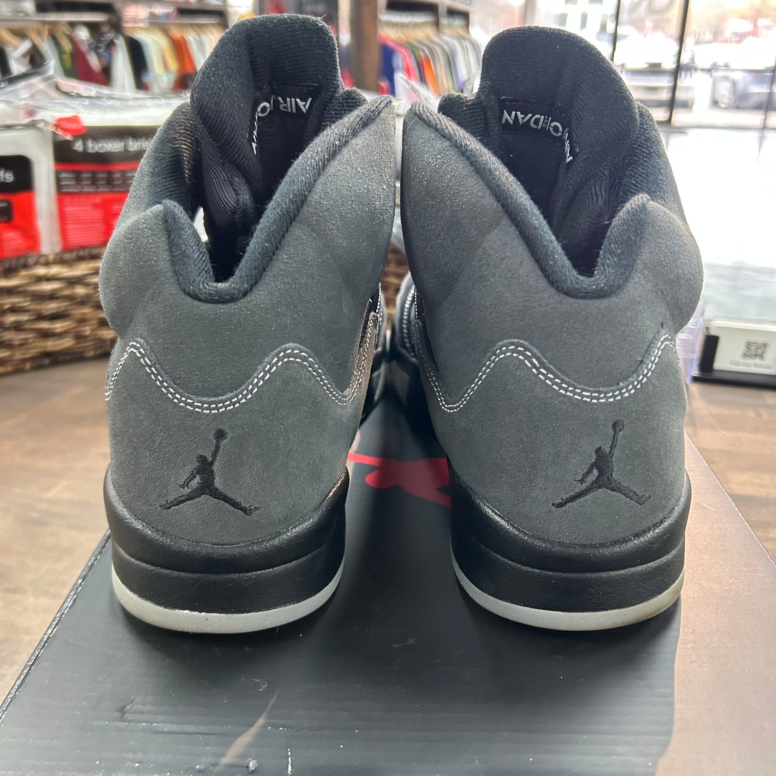 Anthracite Jordan 5 Retro (USED)