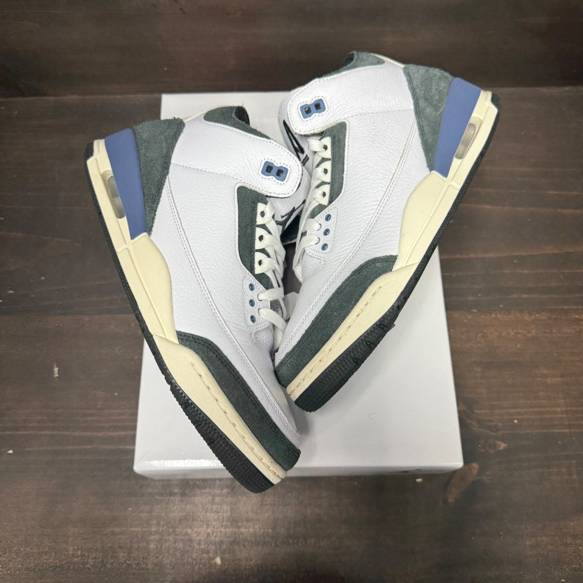 Jordan 3 Retro OG SP A Ma Maniére Diffused Blue Diffused Blue - Image 2