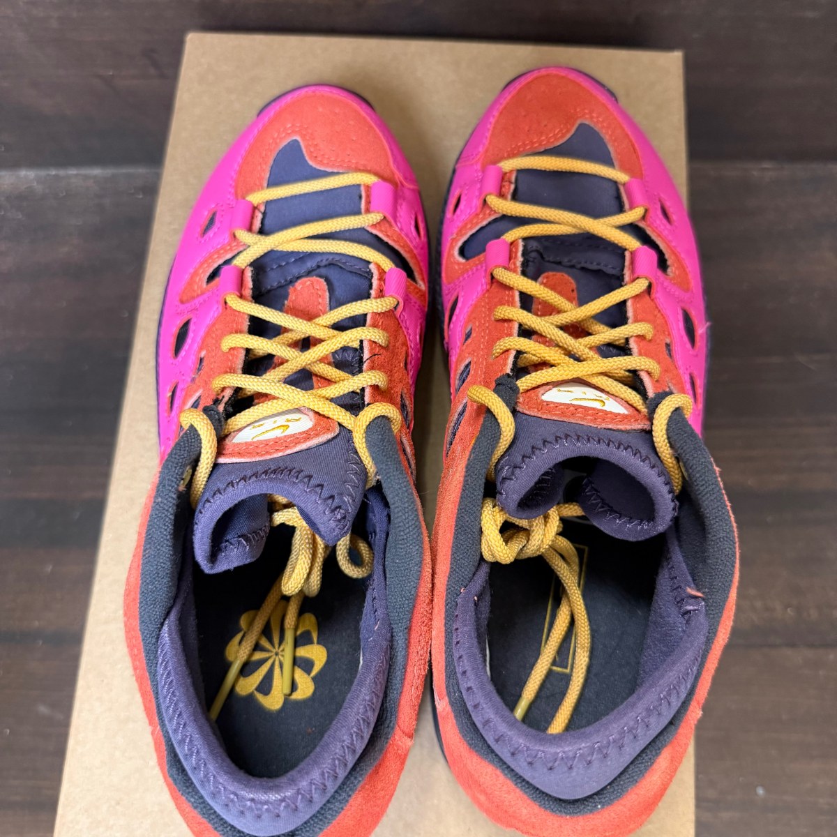 Nike ACG Air Exploraid Light Wild Mango Dark Raisin Laser Fuchsia University Gold Size 7.5 (Pre-Owned) - Image 4