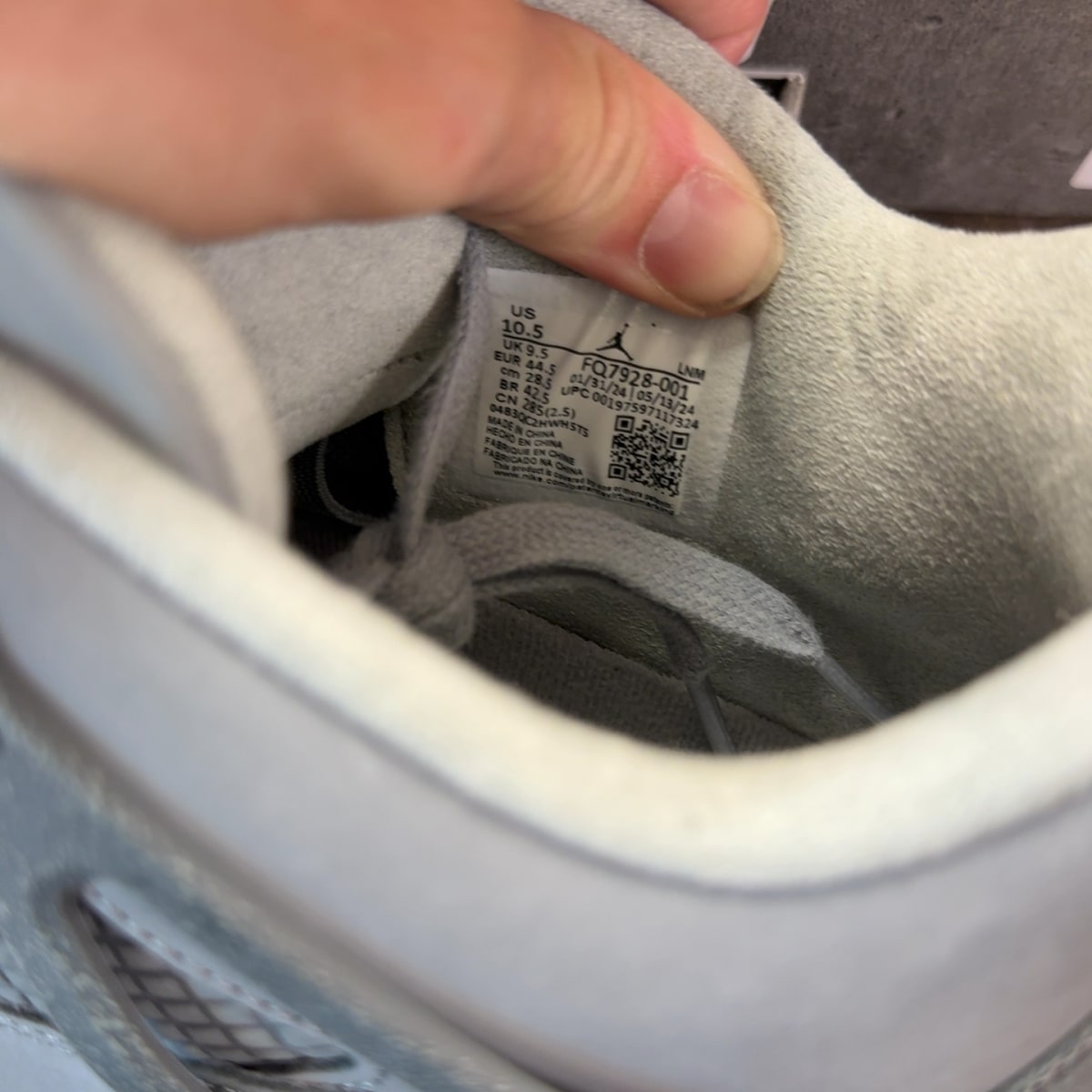 Jordan 4 Retro SE Paris Olympics Wet Cement - Image 7