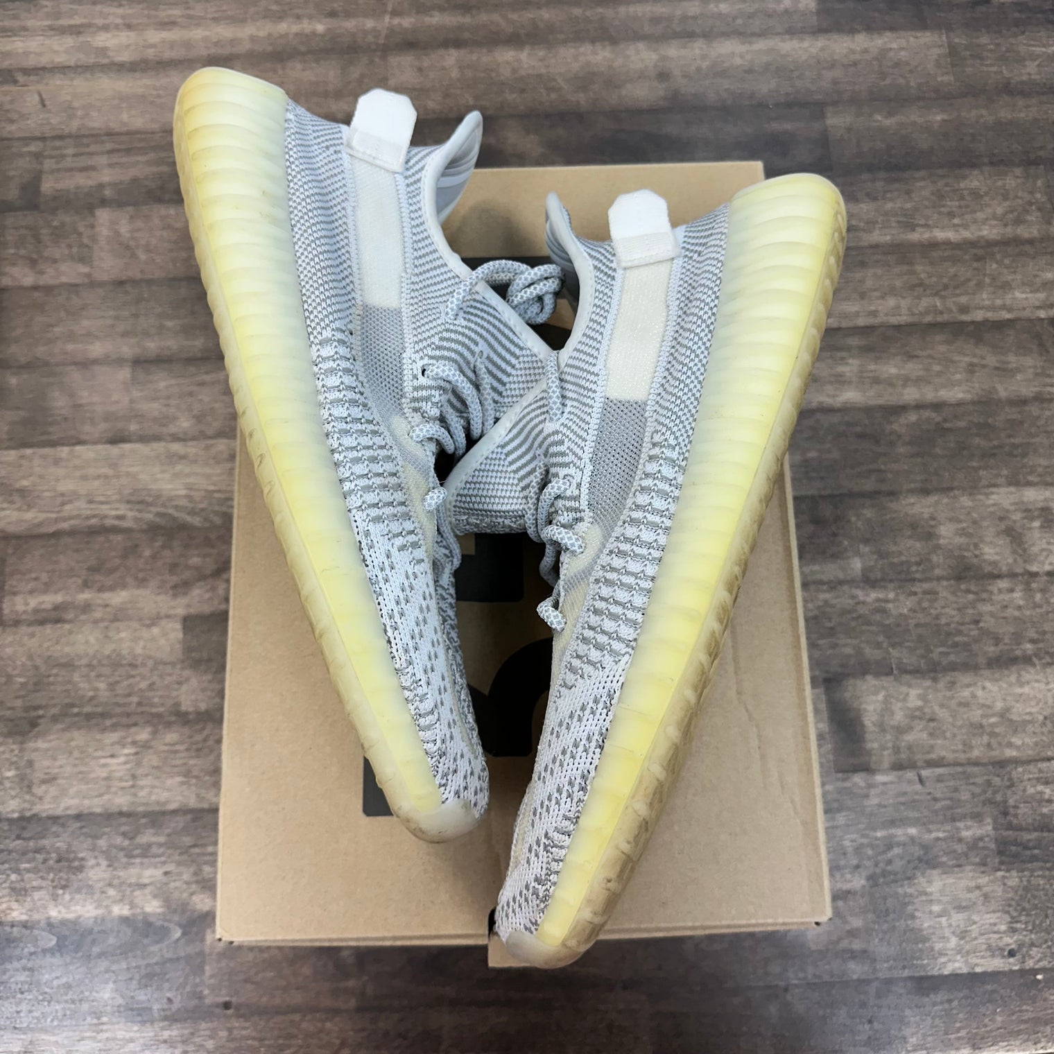 Static Yeezy 350 (Non-Reflective) (USED, No Insoles)