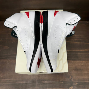Jordan 2 Retro OG Chicago (2022) - Image 3