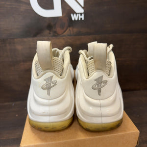 Nike Air Foamposite One White Out Size 12 (Pre-Owned) - Image 4