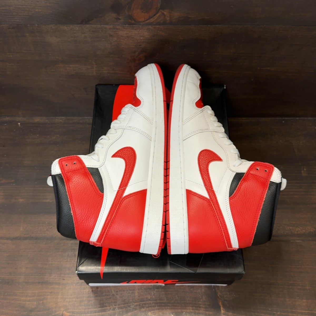 Jordan 1 Retro High OG Heritage Size 13 (Pre-Owned) - Image 5