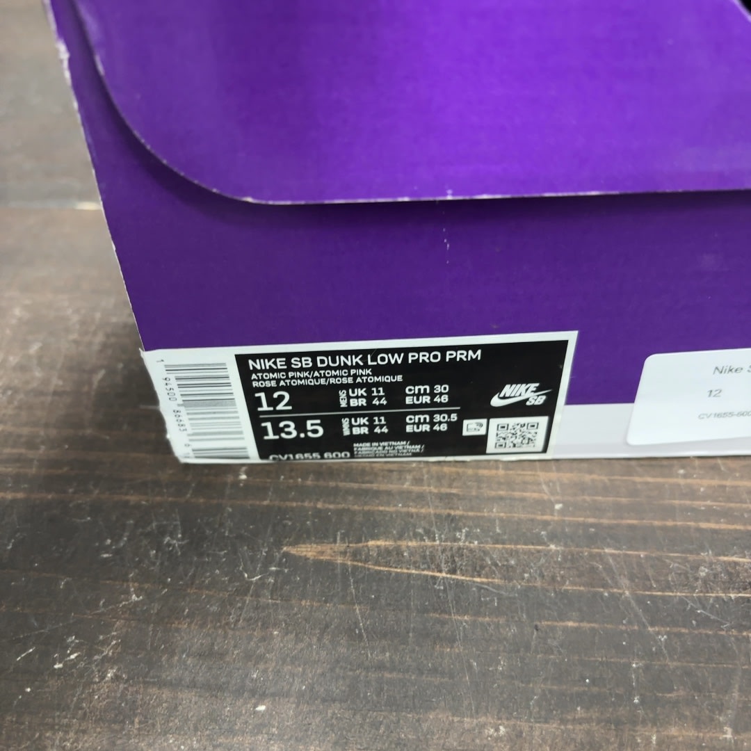 Nike SB Dunk Low Pink Pig - Image 8