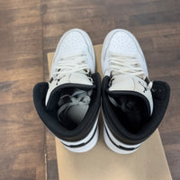 White Black Jordan 1 Mid (USED, No Box)