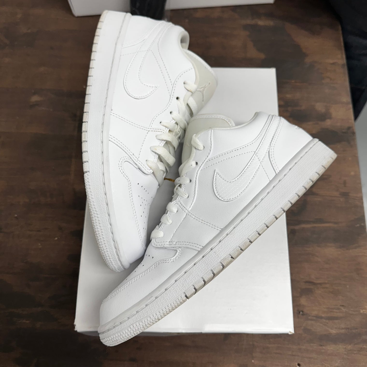 White Jordan 1 Low (W) (USED)