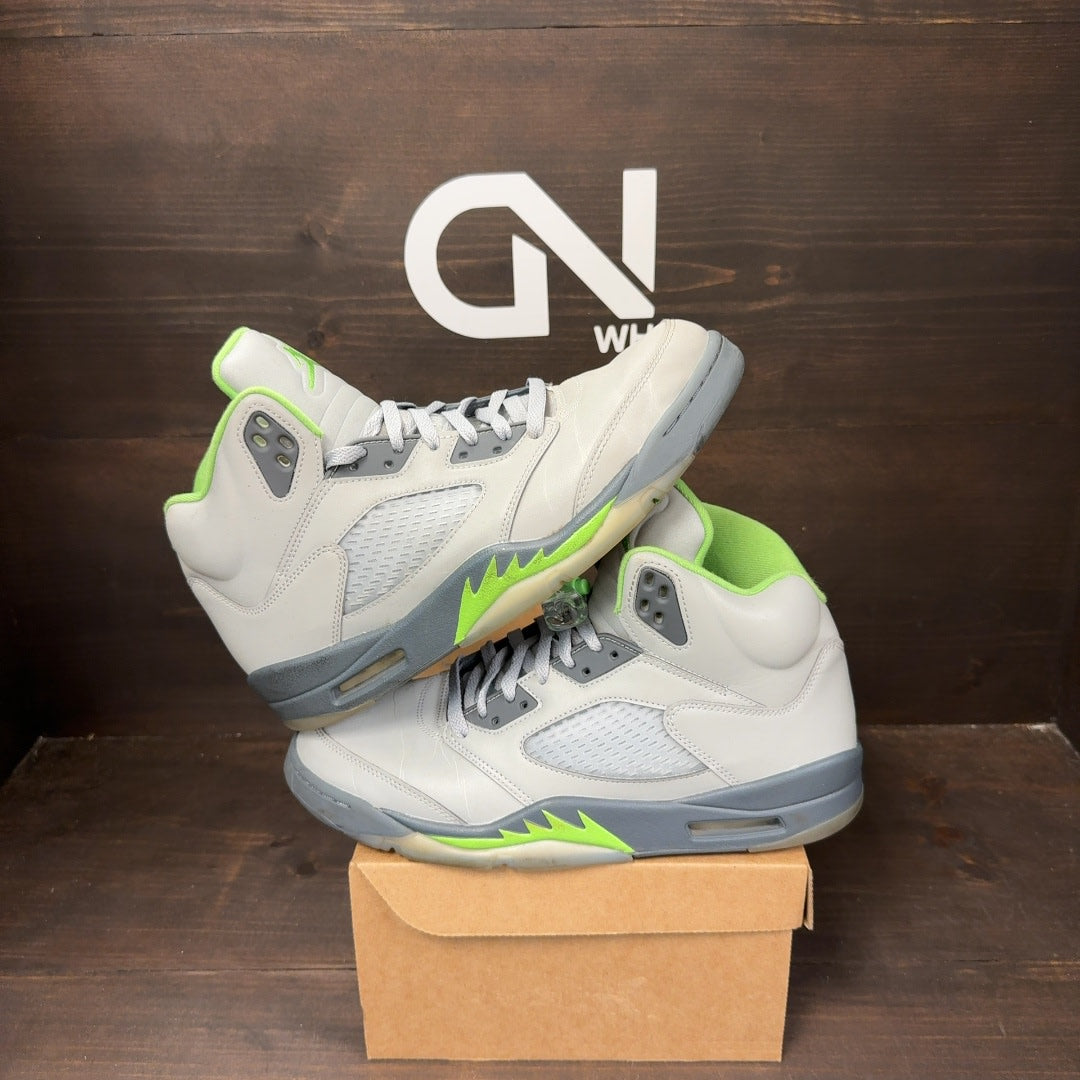 Jordan 5 Retro Green Bean Size 11 (Pre-Owned) - Image 1