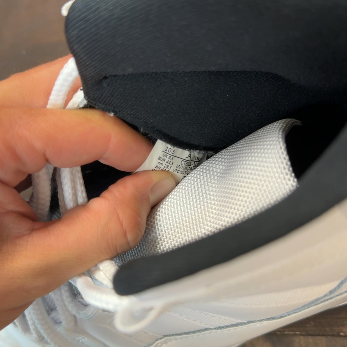Jordan 11 Retro Legend Blue (2024) - Image 7