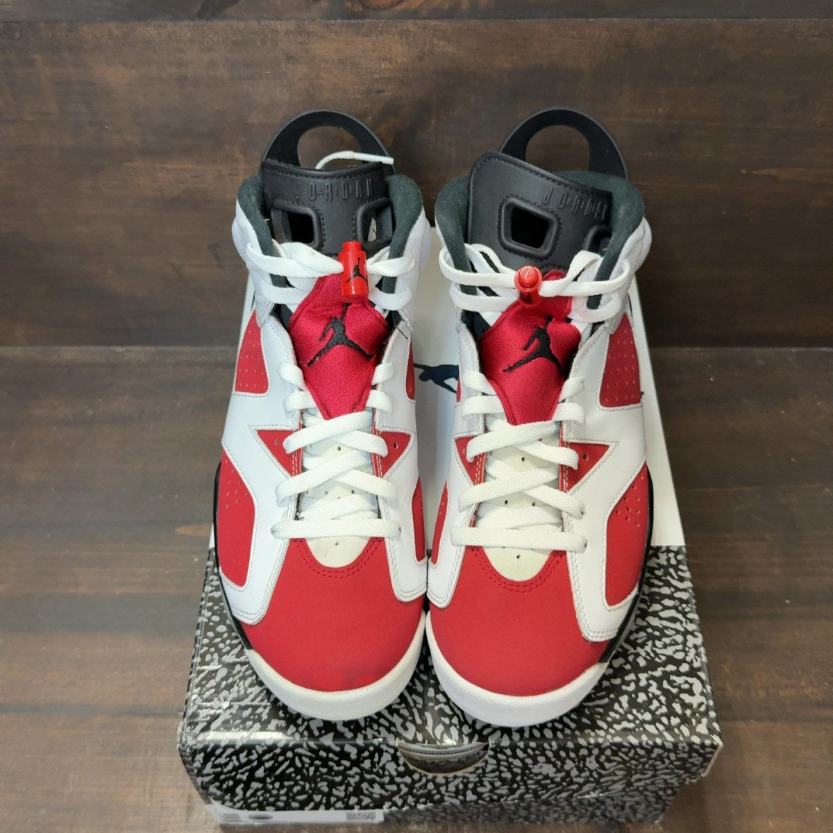 Jordan 6 Retro Carmine (2021) Size 8 (Pre-Owned) - Image 3
