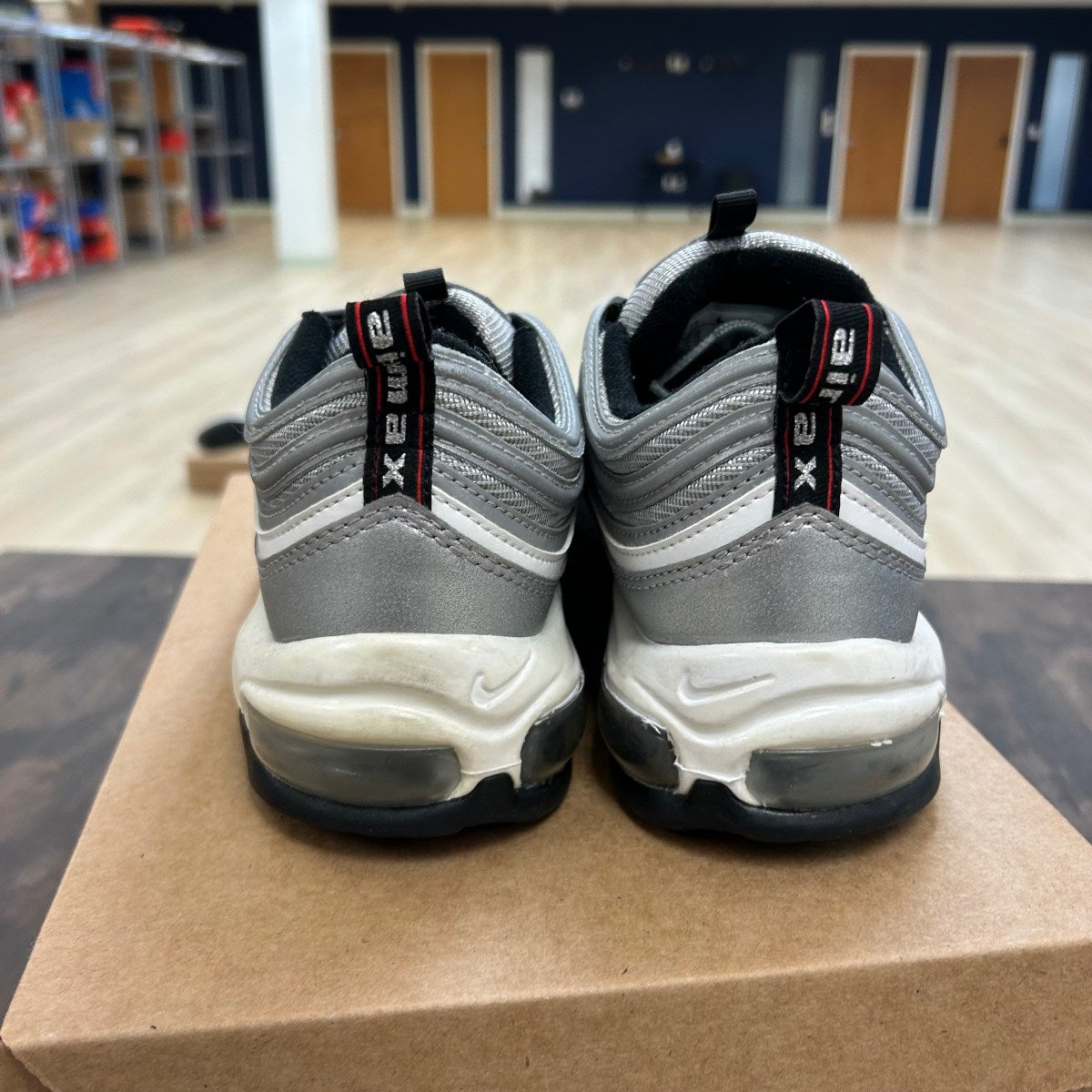 Nike Air Max 97 OG Silver Bullet (2022) Size 10 (Pre-Owned) - Image 4