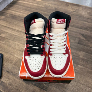 Jordan 1 Retro High OG Chicago Lost and Found Size 10 (Pre-Owned) - Image 2