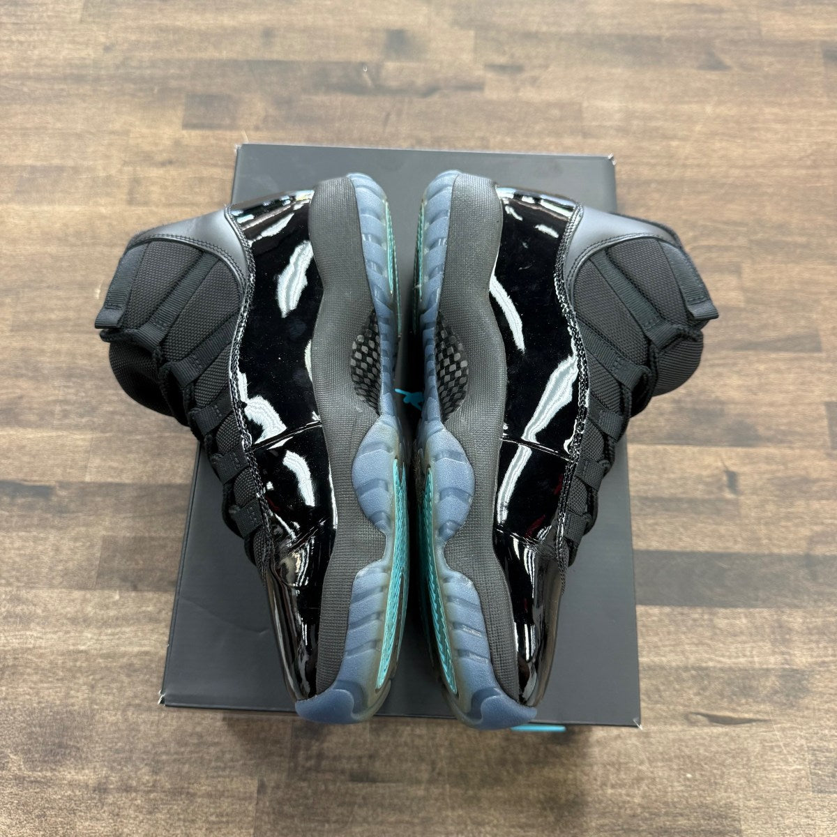 Jordan 11 Retro Gamma Blue (2025) - Image 2
