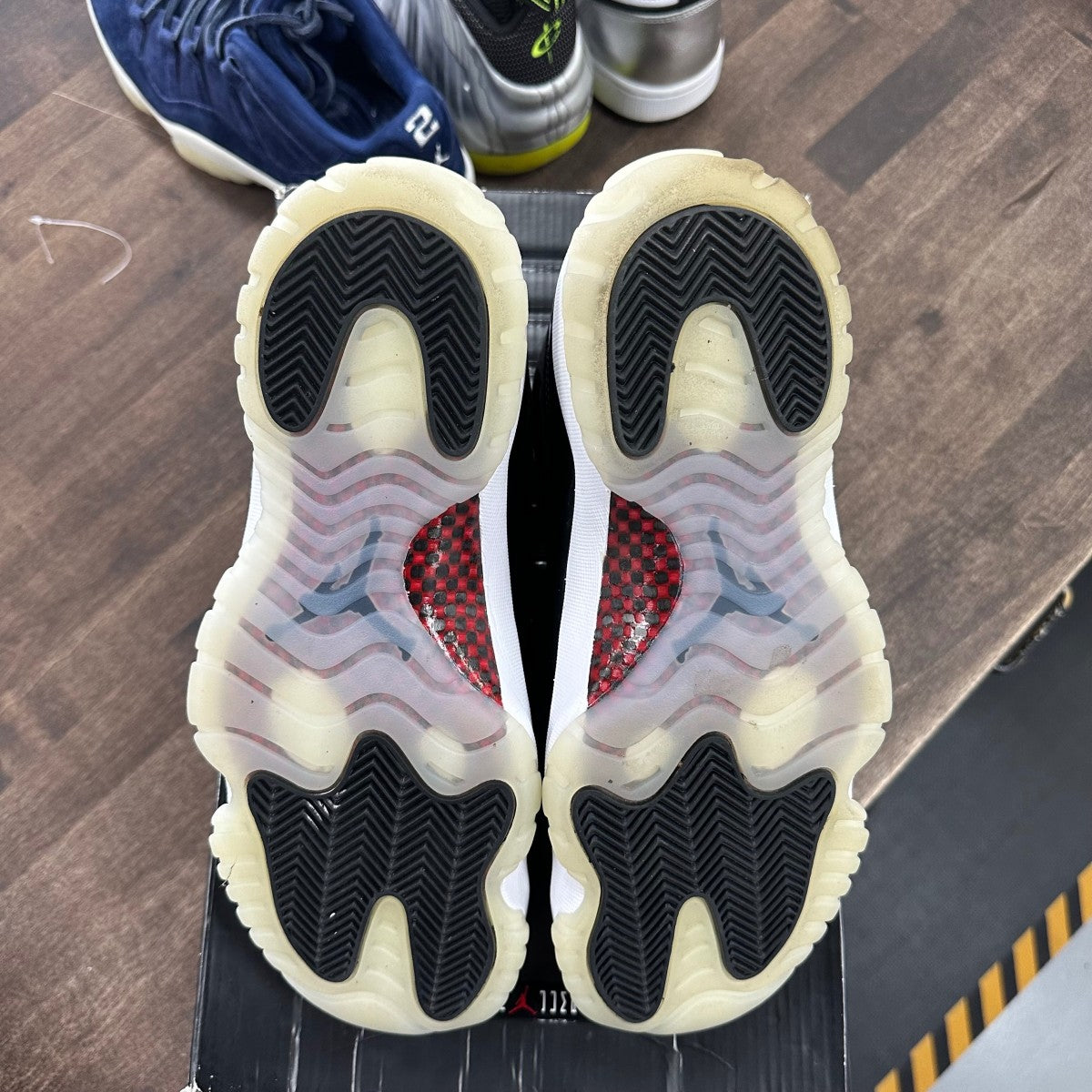 Jordan 11 Retro 72-10 - Image 5