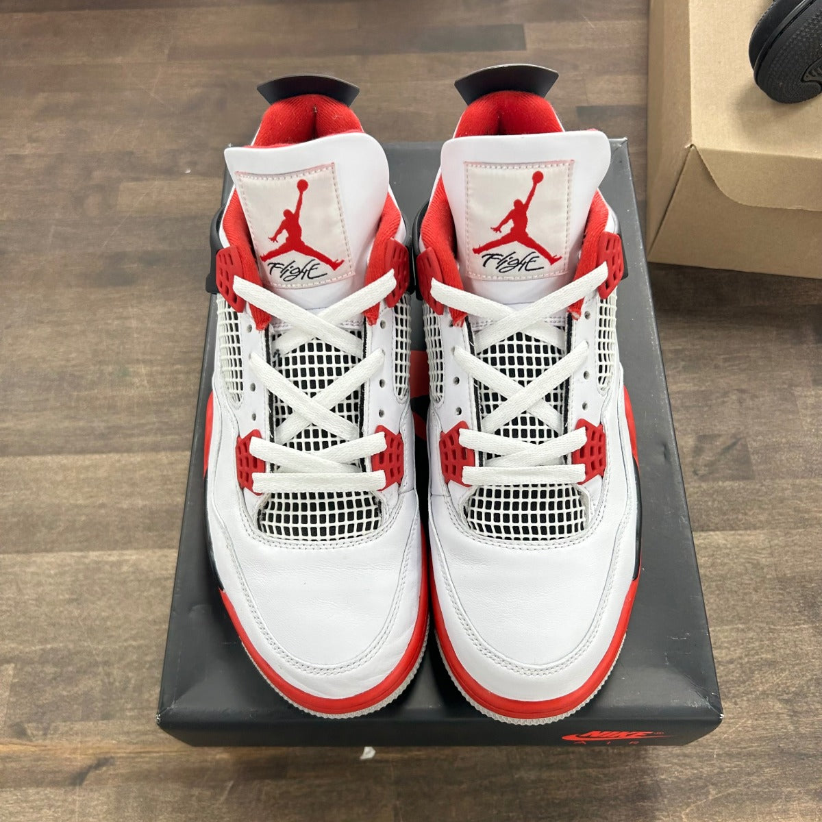 Jordan 4 Retro Fire Red (2020) - Image 2