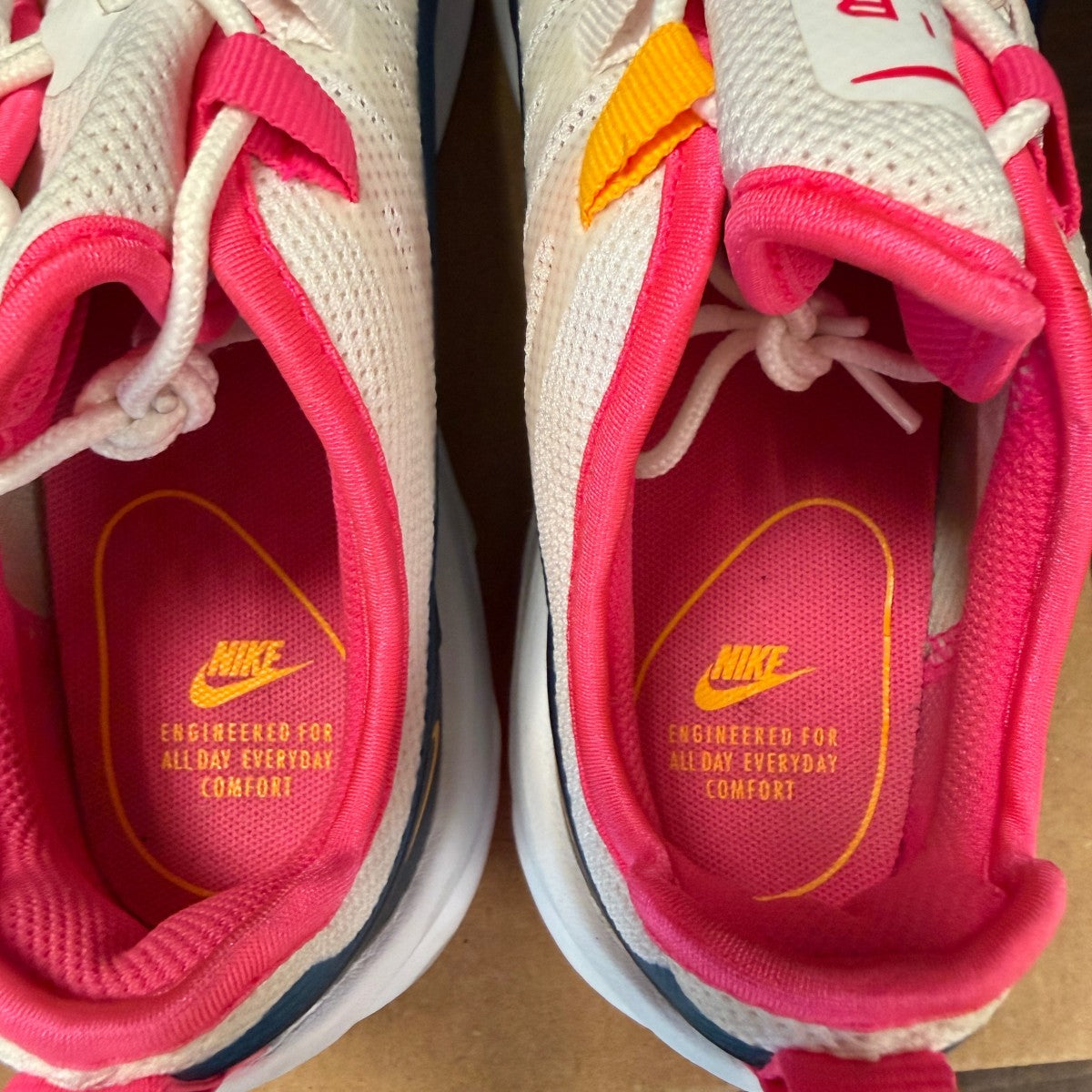 Nike Wmns Air Max Axis 'White Navy Pink' Size 7 (Pre-Owned) - Image 5