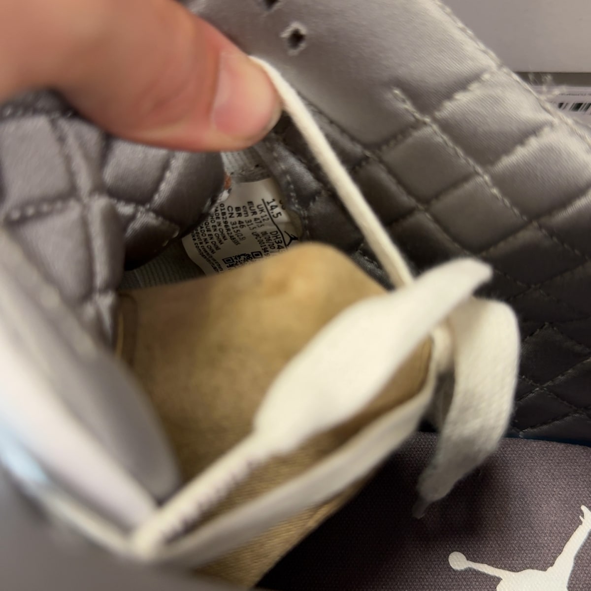 Jordan 3 Retro SP A Ma Maniére (Women's) - Image 7