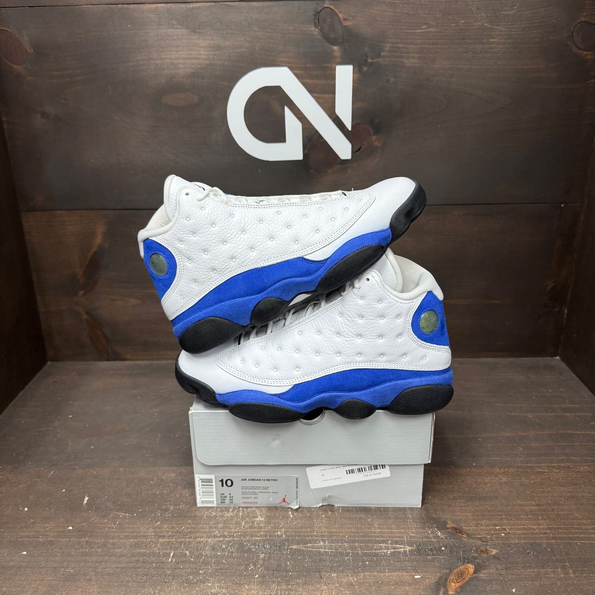 Jordan 13 Retro White Hyper Royal Black Size 10 (Pre-Owned) - front