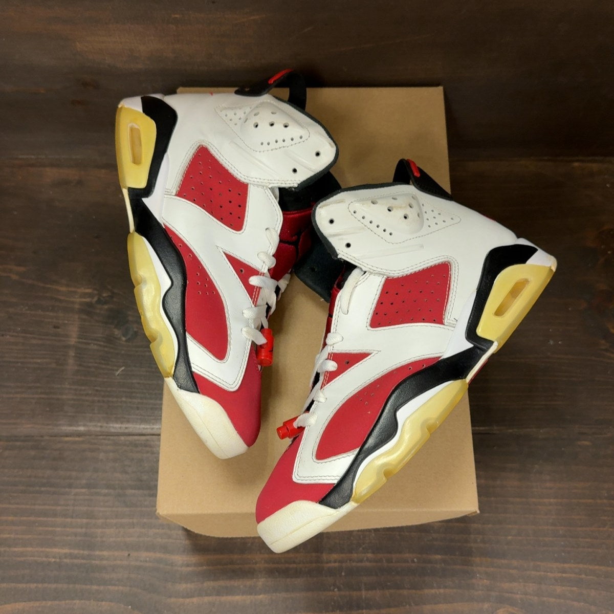 Jordan 6 Retro Carmine (2021) Size 8 (Pre-Owned) - Image 2