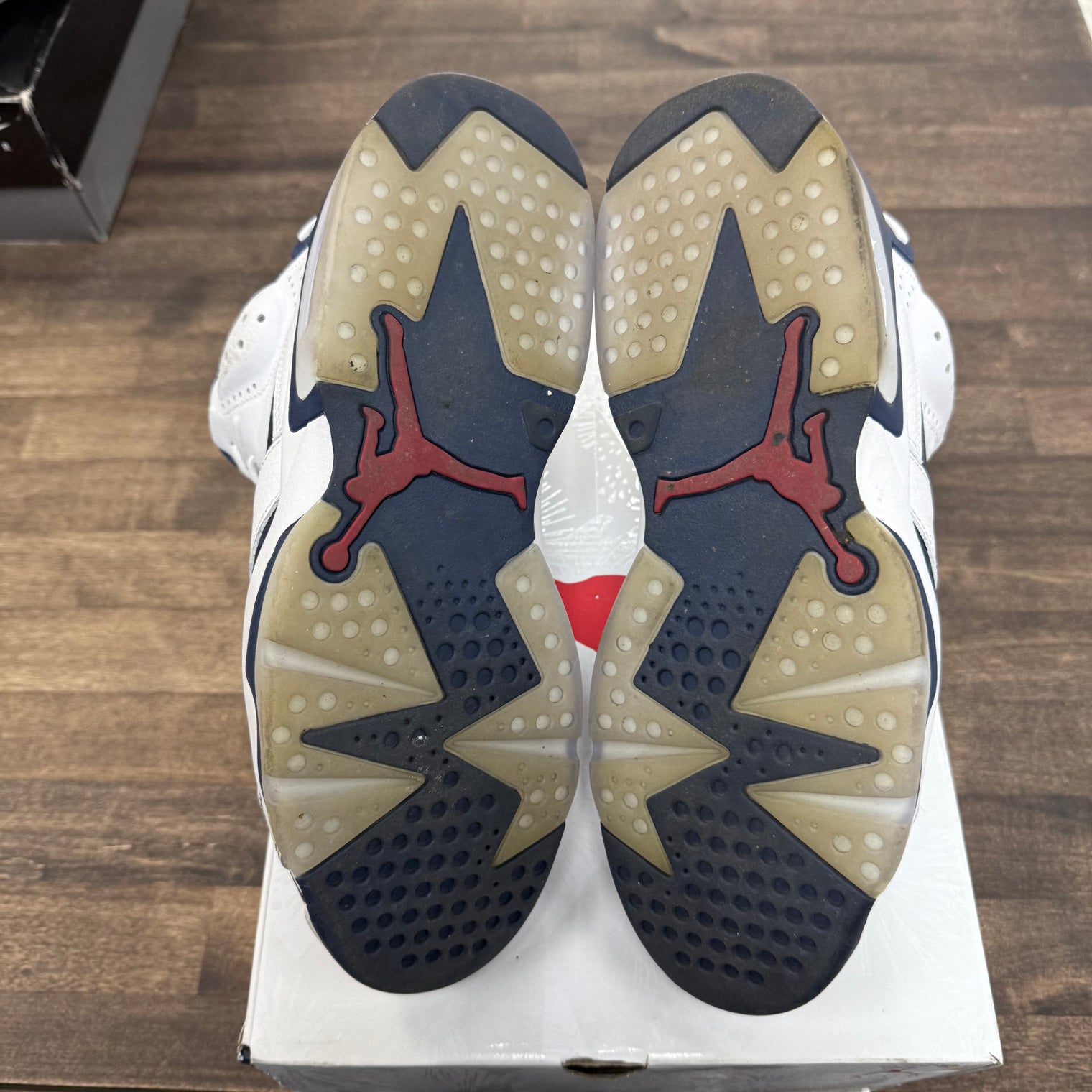 Olympic Jordan 6 Retro (USED)