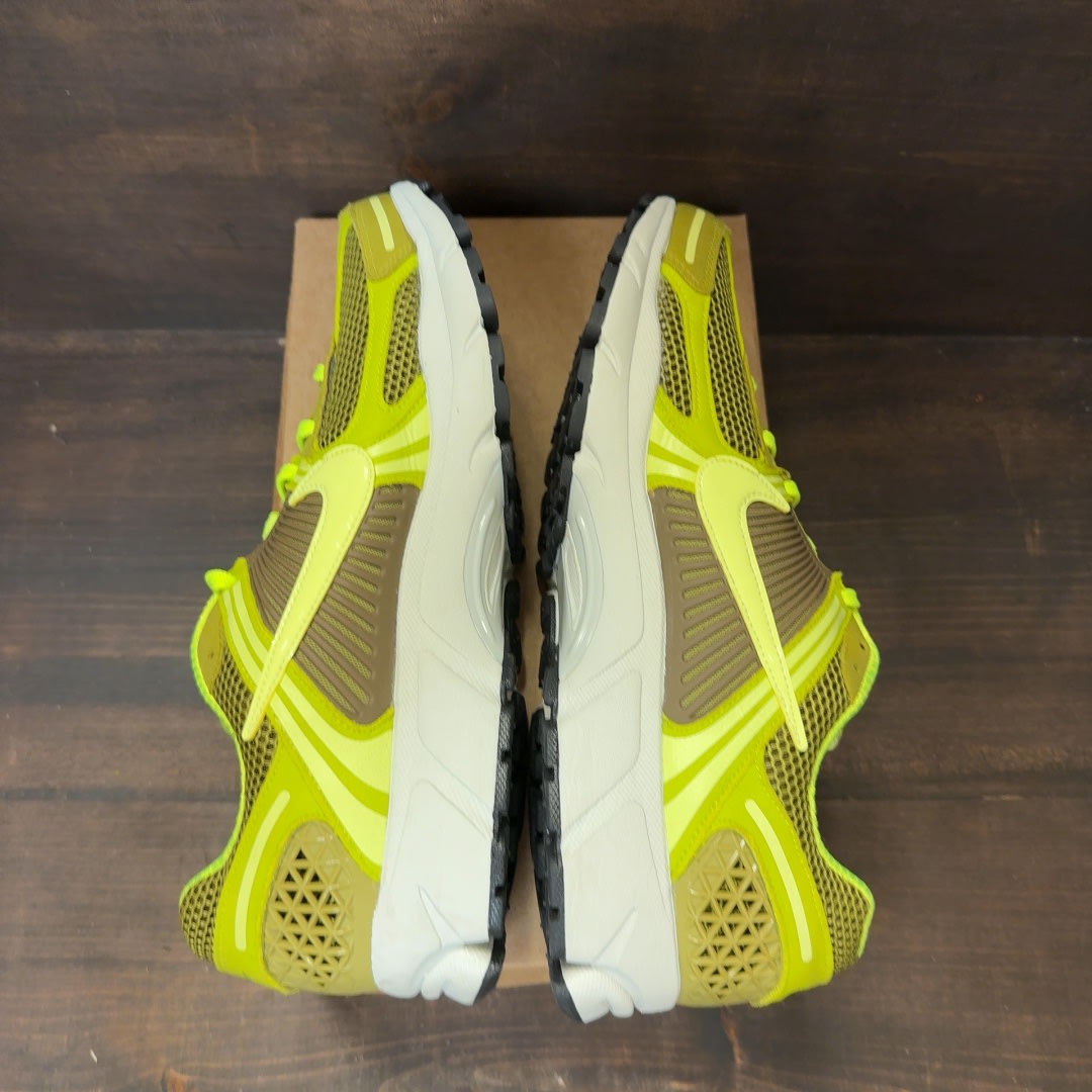 Nike Zoom Vomero 5 Olive Flak Volt (Women's) Size 13.5W (Pre-Owned) - Image 6