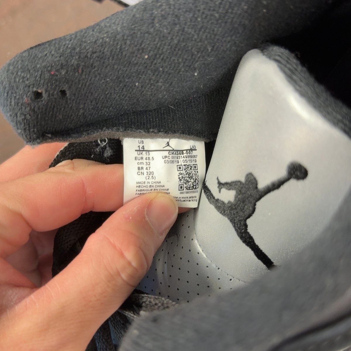Jordan 3 Retro Tinker Black Cement Gold Size 14 (Pre-Owned) - aux