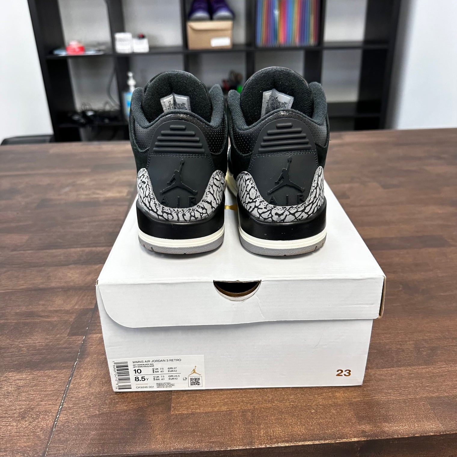 (W) Off Noir Jordan 3 Retro (USED)