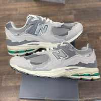 Rain Cloud New Balance 2002R (USED)
