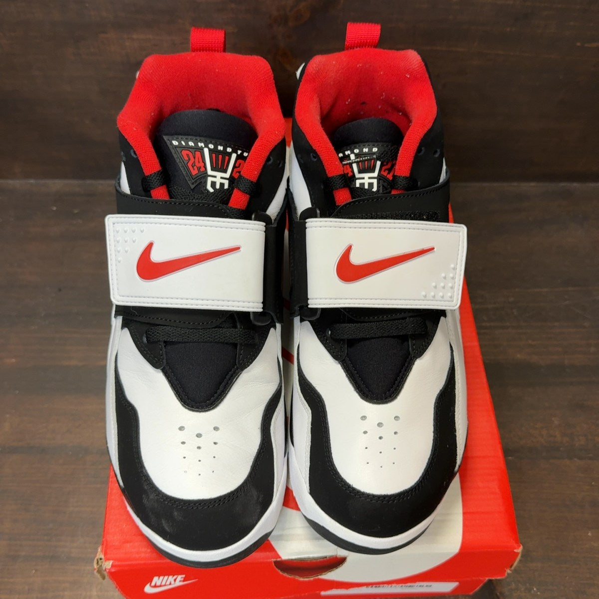 Nike Air Diamond Turf 49ers (2025) - Image 3