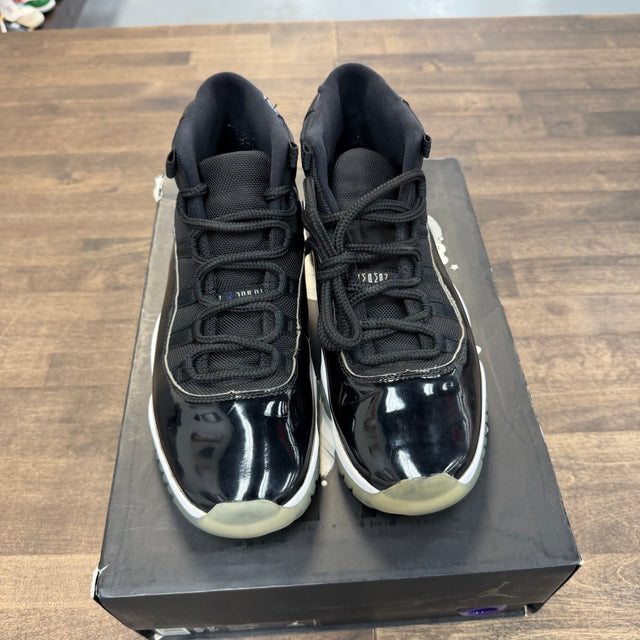 Space Jam Jordan 11 Retro (USED)