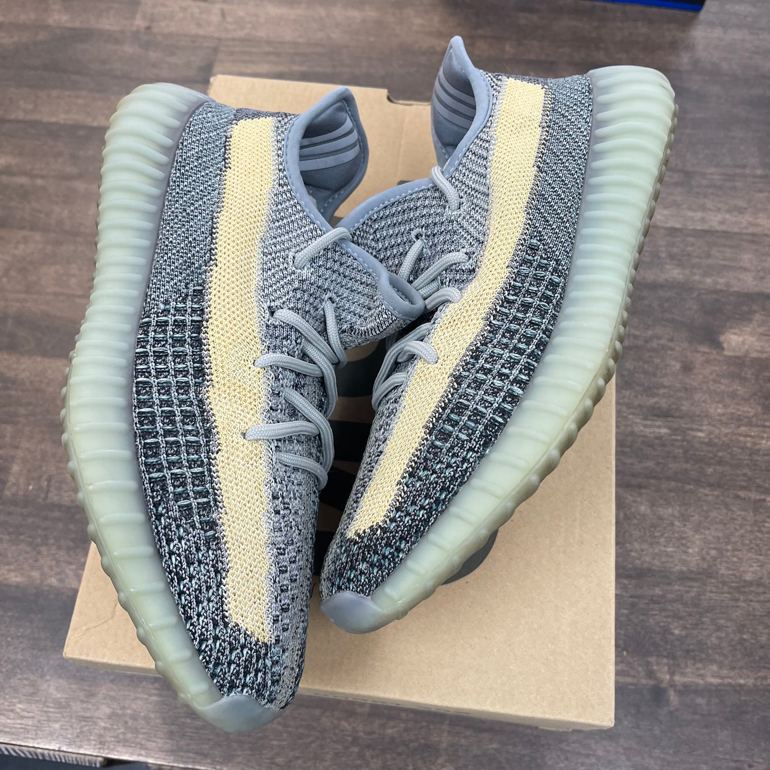 Ash Blue Yeezy 350 (USED)