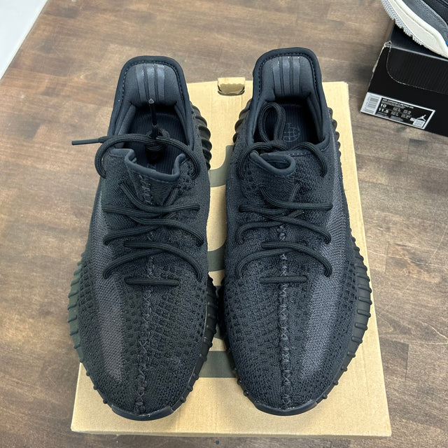 Onyx Yeezy 350 (USED)