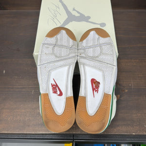 Jordan 4 Retro SB Pine Green Size 9.5 (Pre-Owned) - Image 8