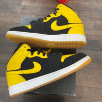 (GS) New Love Jordan 1 Mid (USED)