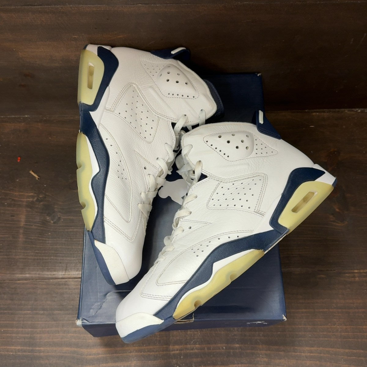 Jordan 6 Retro Midnight Navy (2022) - Image 2