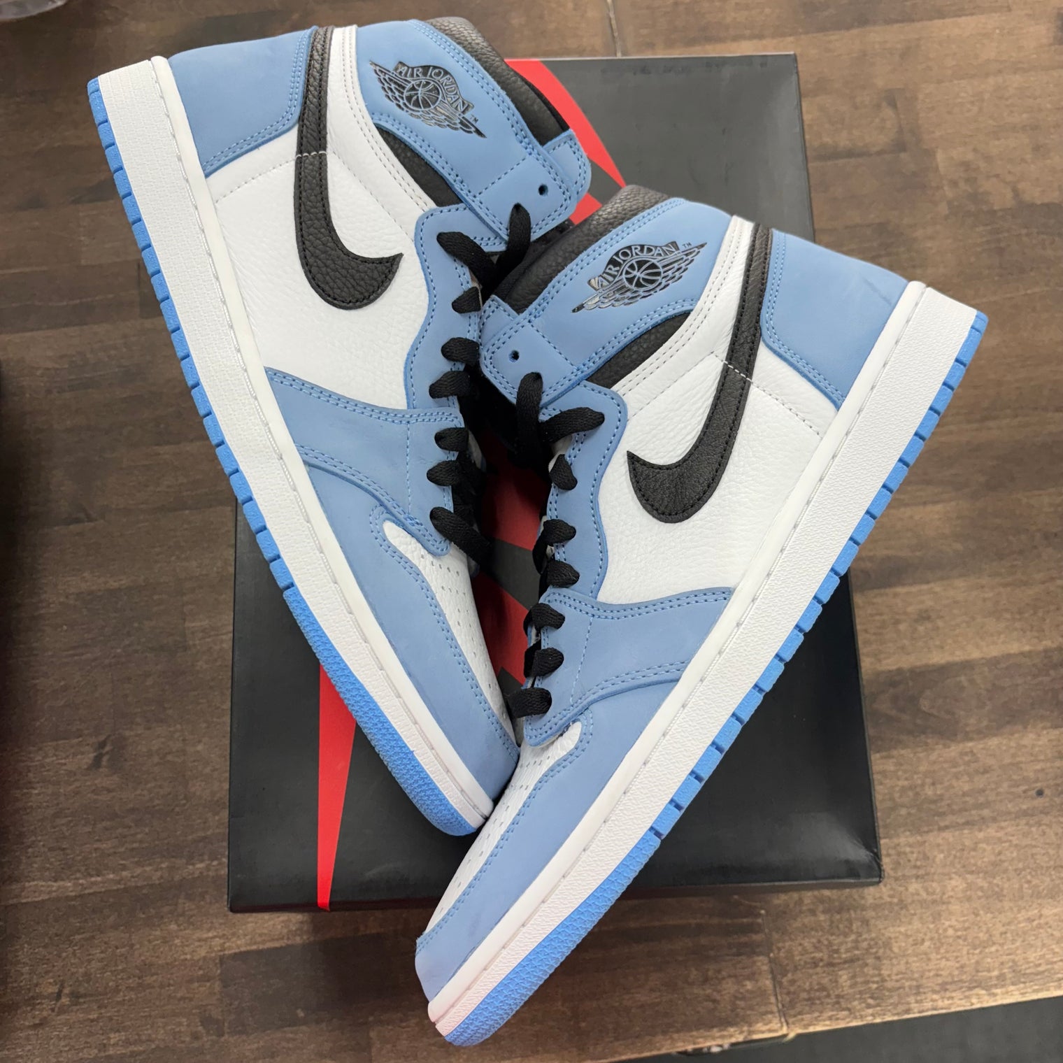 University Blue Jordan 1 High (Lightly Worn)