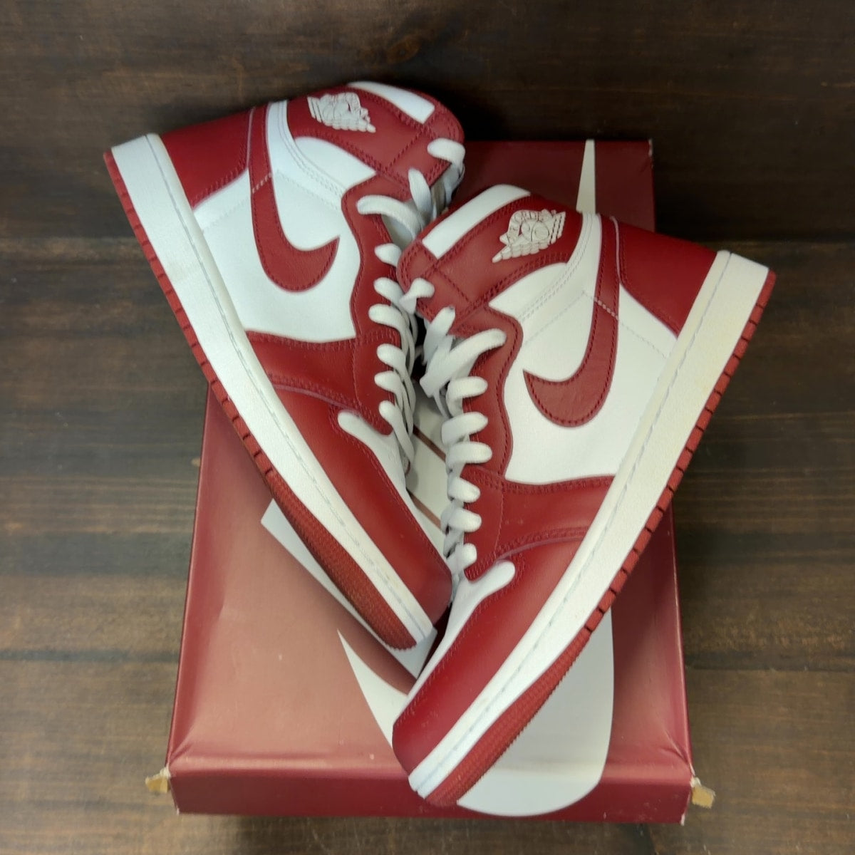 Jordan 1 Retro High OG Artisanal Team Red - Image 2