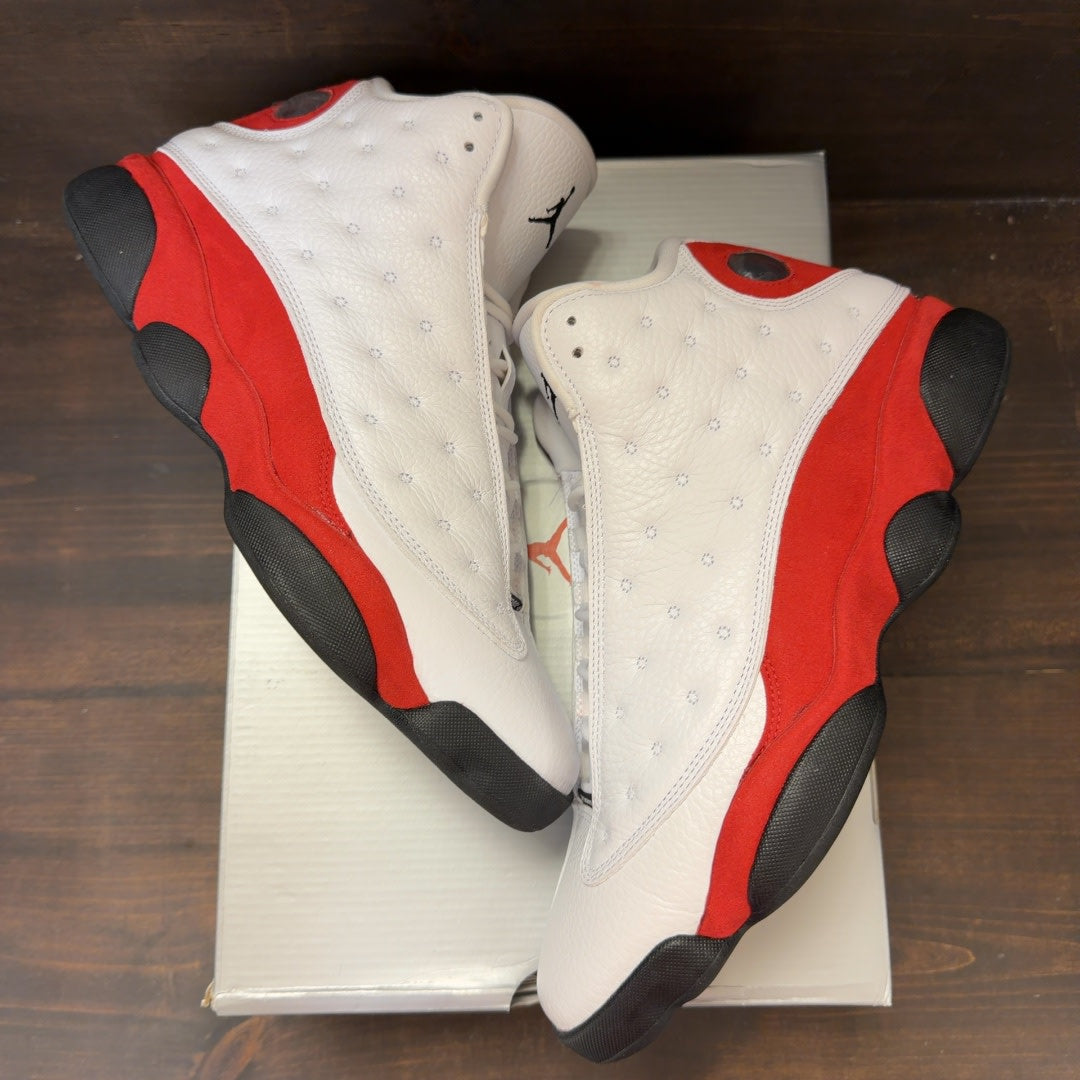 Jordan 13 Retro OG Chicago (2017) - Image 2