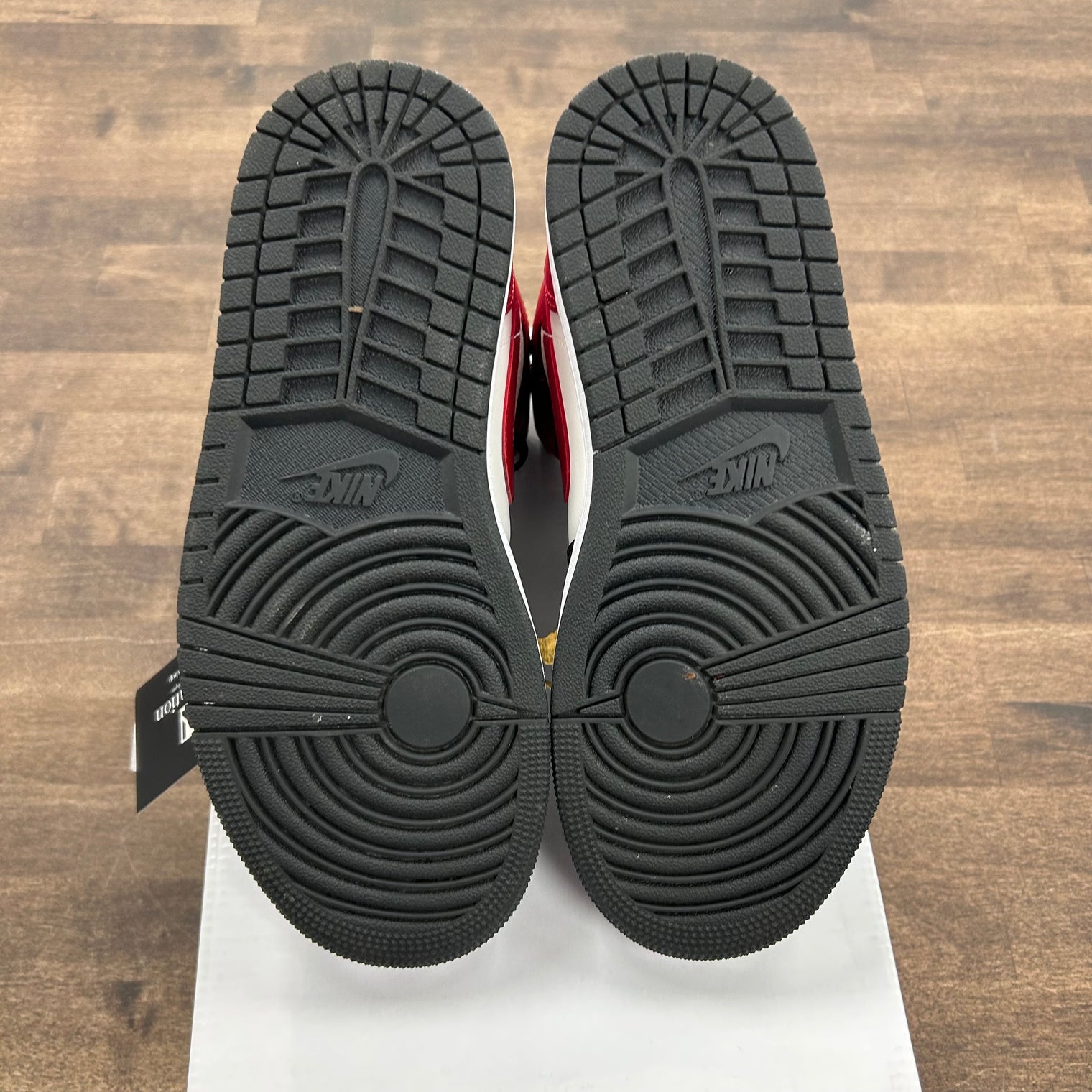 Gym Red Off Noir Jordan 1 Mid (W) (USED)